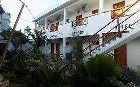 27 Cafe Zanzibar Airport Hotel 3*